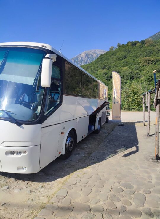 alpine zone bus